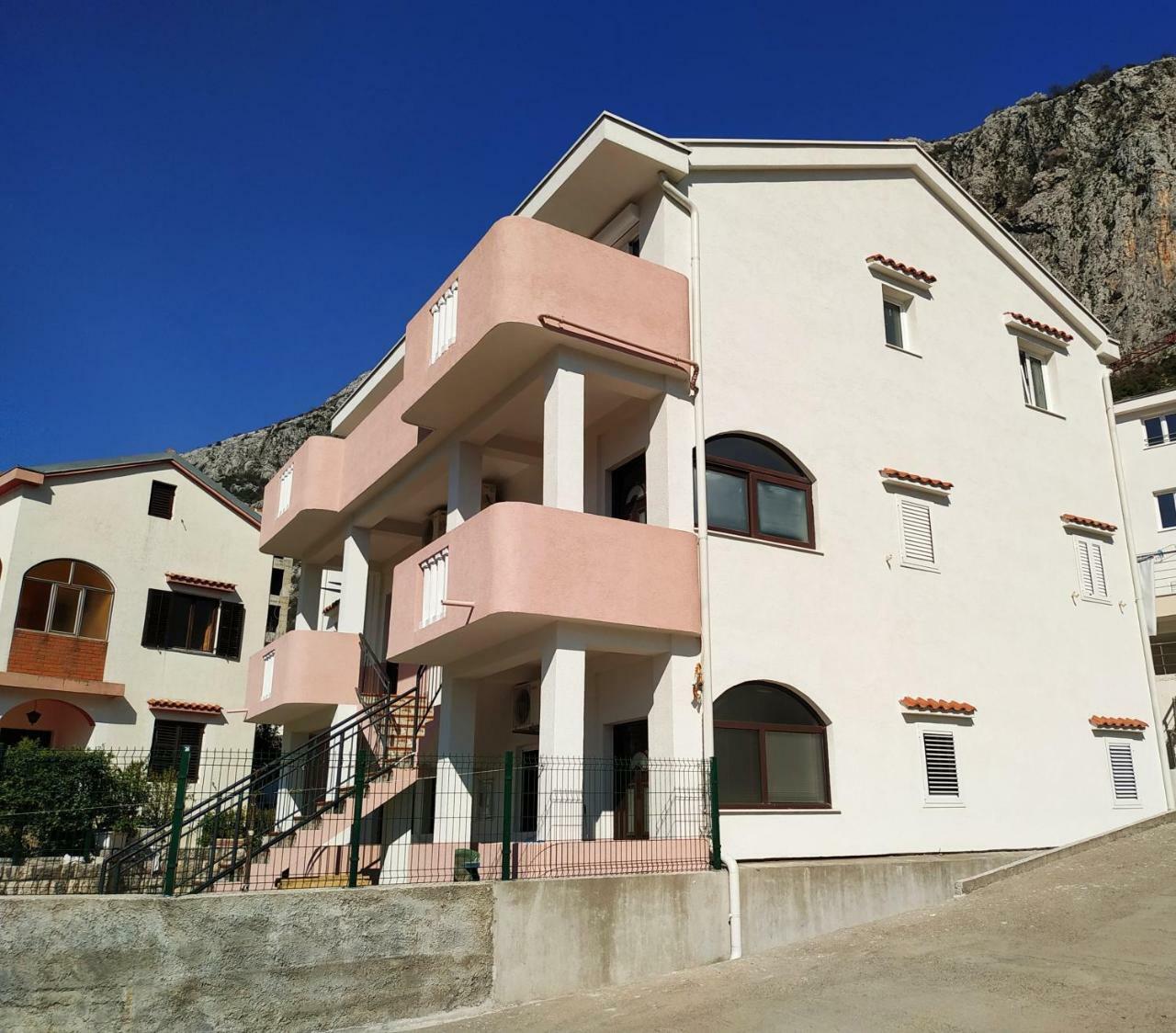 Apartments Dakovic M Kotor Zewnętrze zdjęcie